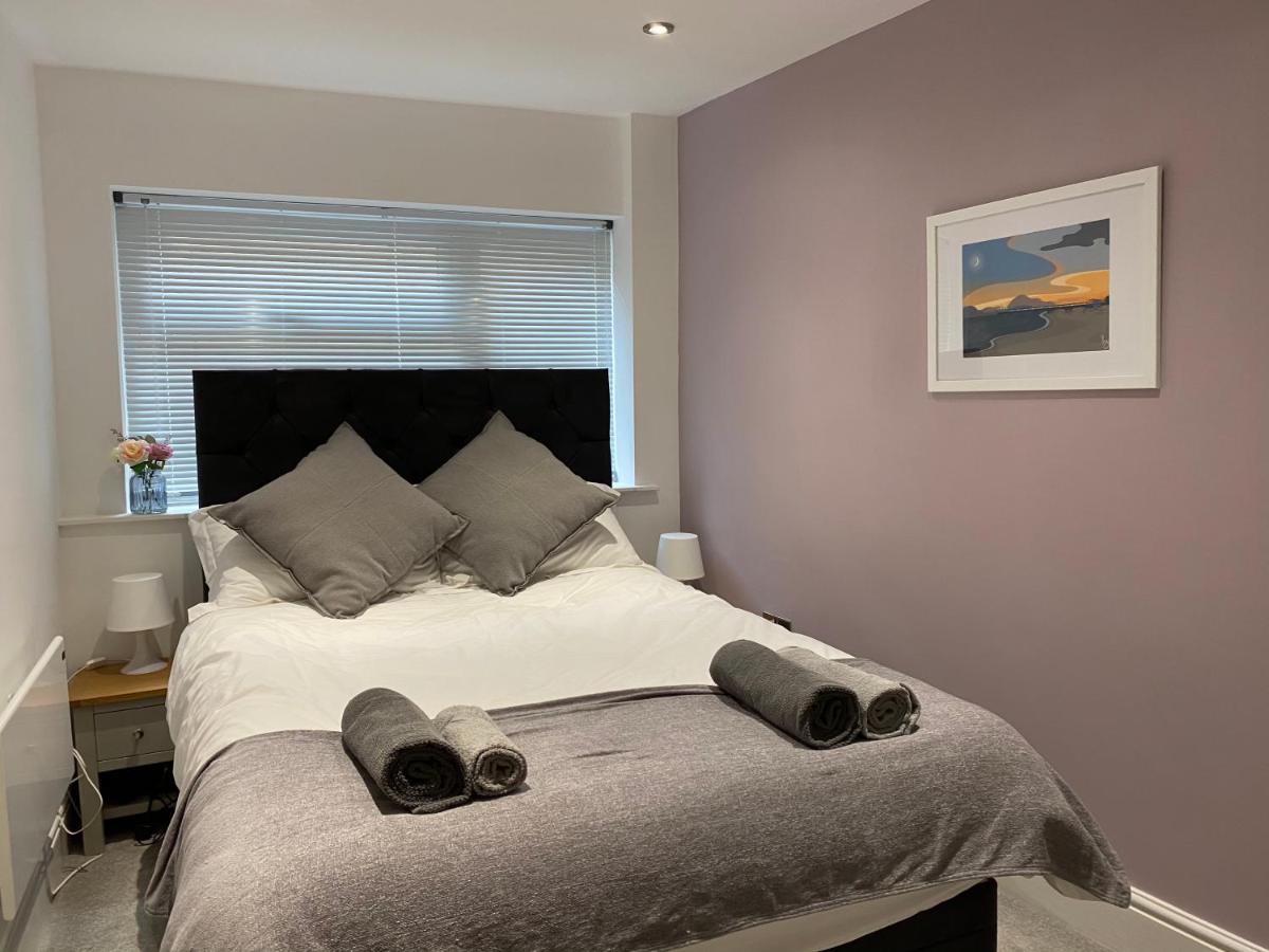 Superb 2 Beds 2 Baths New Apartment W/ Garden+Patio Bournemouth Exterior photo